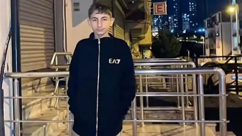 13 Yaşındaki Eren'in Ölümünde Tavuk Döner Zehirlenmesi Şüphesi