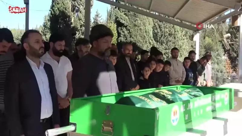 Adana'da Trajedi: 12 Yaşındaki Çocuğun Cenaze Namazını Babası Kıldırdı