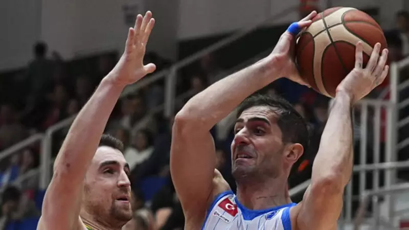 Aliağa Petkimspor, AEK Larnaca'yı 101-58 Mağlup Etti