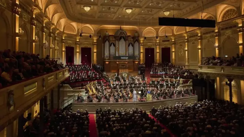 Amsterdam'ın Göbeğinde İnsanlık Dersi: Concertgebouw, İsrail Temsilcisine Kapıları Kapattı!