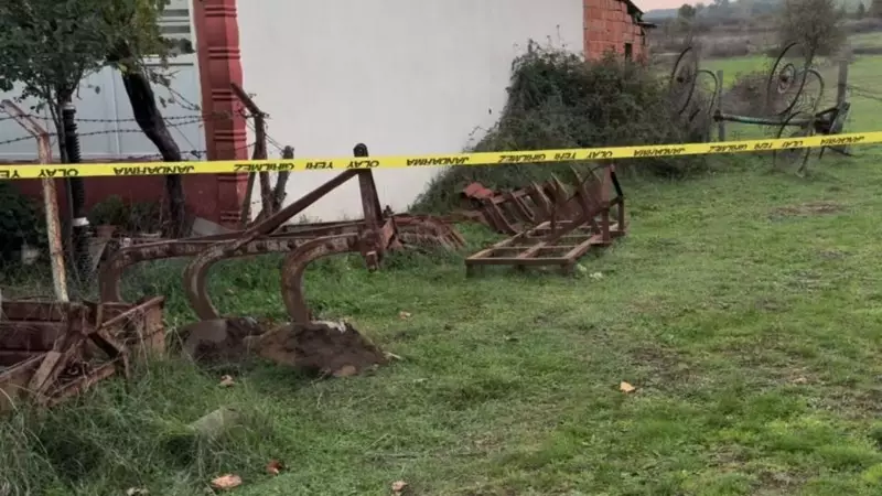 Çanakkale'de 8 Yaşındaki Çocuk Oyun Oynarken Üzerine Devrilen Sabandan Hayatını Kaybetti