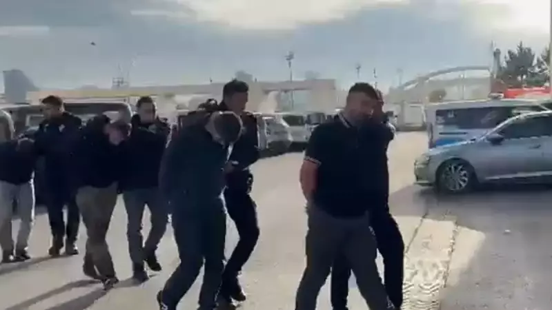 Ankara'da Sosyal Medyada Silahlı Paylaşım Yapan 9 Şüpheli Yakalandı