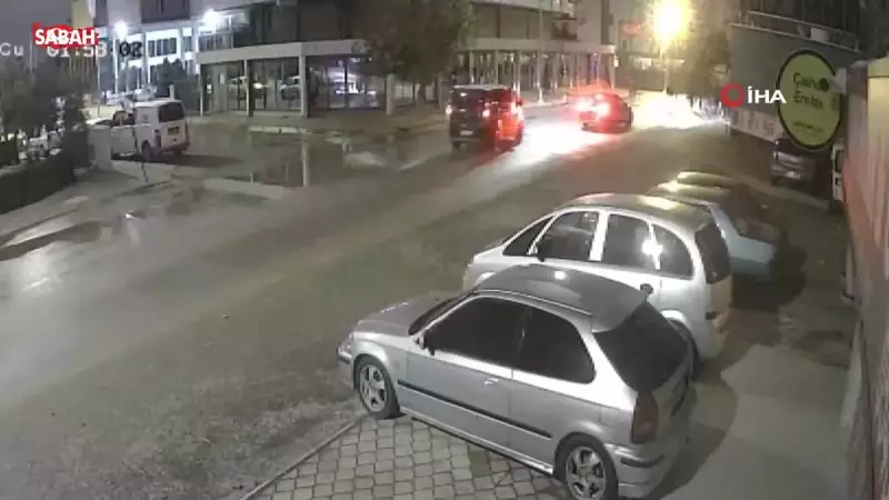 Antalya'da Dur İhtarını Dinlemeyen Sürücü Emniyet Müdürü'ne Araç Sürdü