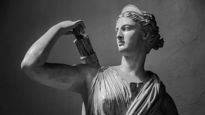 Antik Yunan Heykellerinin Şaşırtan Gerçeği: Aslında Renkliydiler!