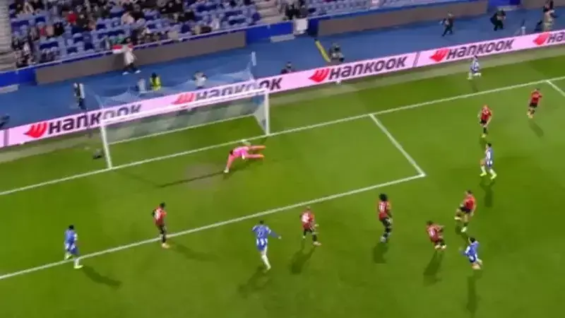 Avrupa Ligi'nde Tarihi Gol: 18 Saniyede Fileler Havalandı!