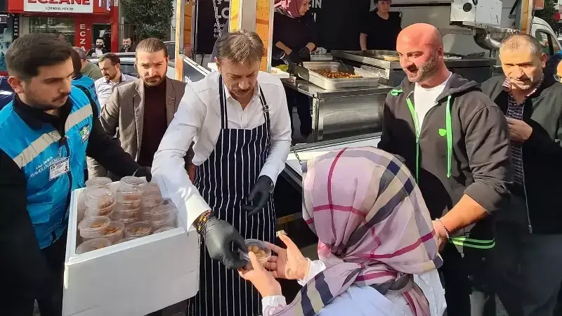 Bahçelievler'de Gürcistan'daki Uçak Kazasında Şehit Olan 20 Asker Anıldı