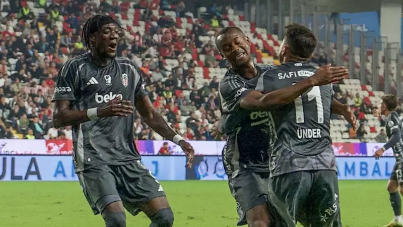 Beşiktaş'ta Duran Top Vurgusu: Milli Arada Çalışmalar Sürüyor