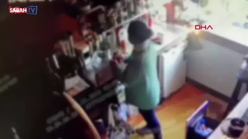 Beyoğlu'nda Kafede Kostik Madde Zehirlenmesi: 2 Gözaltı