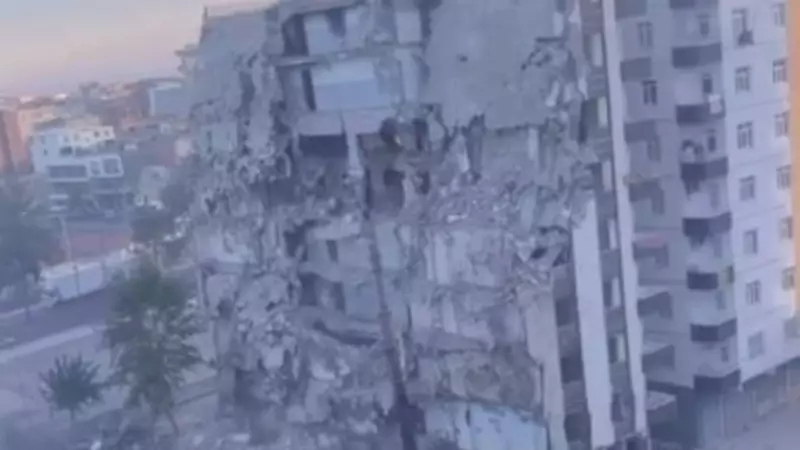 Diyarbakır'da Yıkım Faciası: 8 Katlı Bina Çöktü!