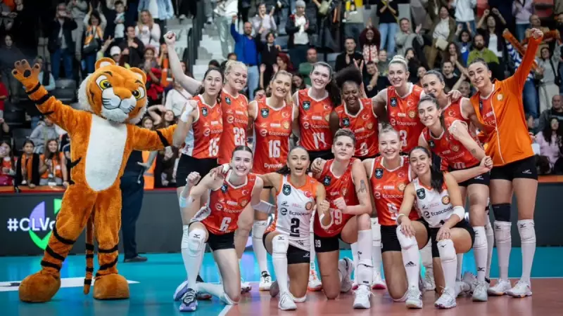 Eczacıbaşı Dynavit Şampiyonlar Ligi'ne Fırtına Gibi Başladı: 3-0