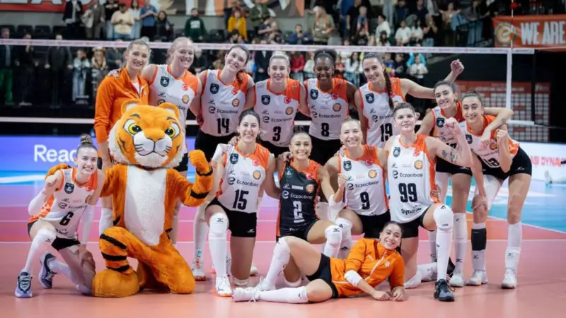 Eczacıbaşı Dynavit, Sultanlar Ligi'nde Aras Kargo'yu 3-0 Mağlup Etti