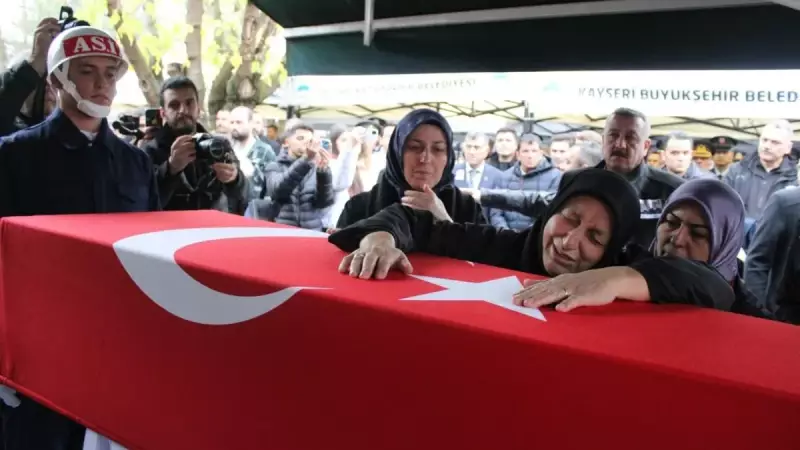 Şehit Pilot Binbaşı Nihat İlgen Kayseri'de Son Yolculuğuna Uğurlandı