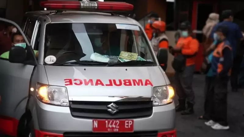 Endonezya'da Cami Patlaması: 54 Yaralı