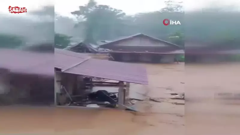 Endonezya'da Sel Felaketi: 17 Can Kaybı, 61 Yaralı