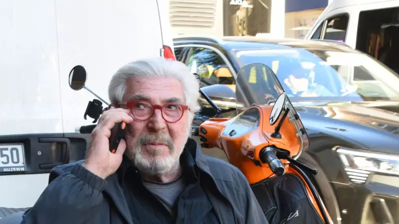 Erdal Özyağcılar'ın Favori Erkek Oyuncuları ve Havalimanı Açıklaması