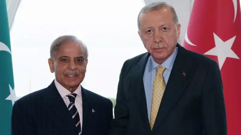 Erdoğan ve Şahbaz Şerif Bakü'de Görüştü: Üç Kardeş Ülkenin Güç Birliği