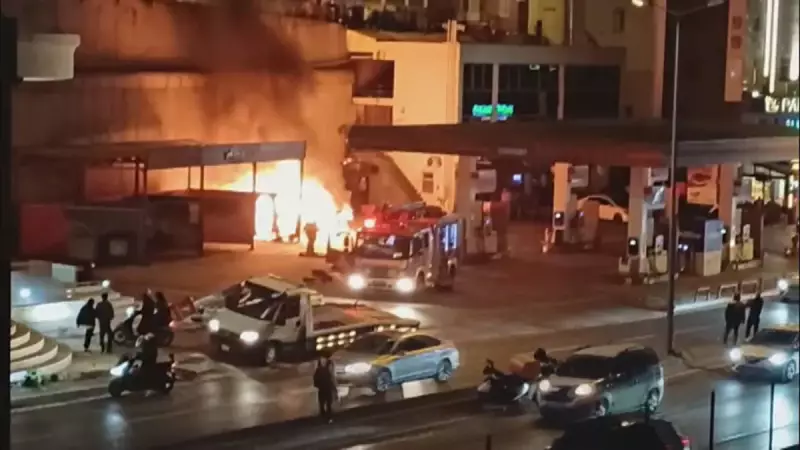 Esenyurt'ta Elektrikli Araç Benzinlikte Alev Aldı: Patlama Yaşandı