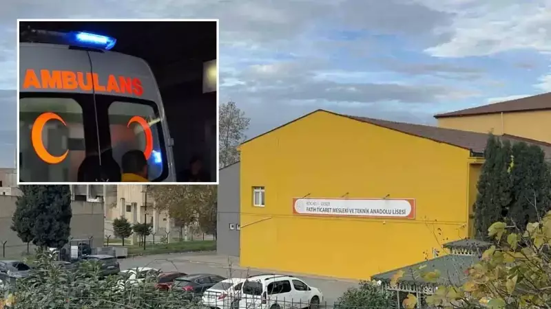 Fatih'te Okulda 15 Öğrenci Hastanelik Oldu: Kantinden Alınan Numuneler İnceleniyor