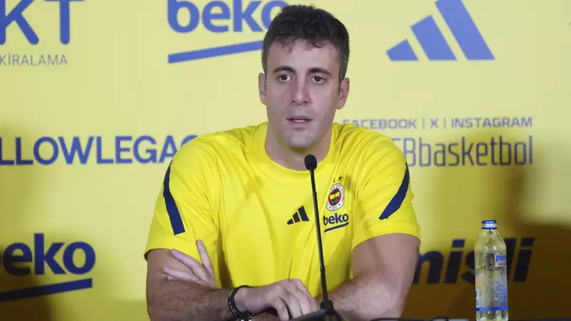 Fenerbahçe Beko, Derya Yannier ile 2 yıllık sözleşme yeniledi