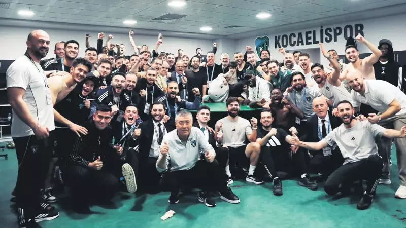 Fenerbahçe Taraftarından Çılgın Coşku: 10 Kasım'da Unutulmaz Anlar