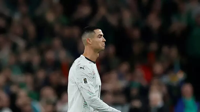 Fransa Dünya Kupası'na katılımını garantiledi, Ronaldo tarihi kırmızı kart gördü