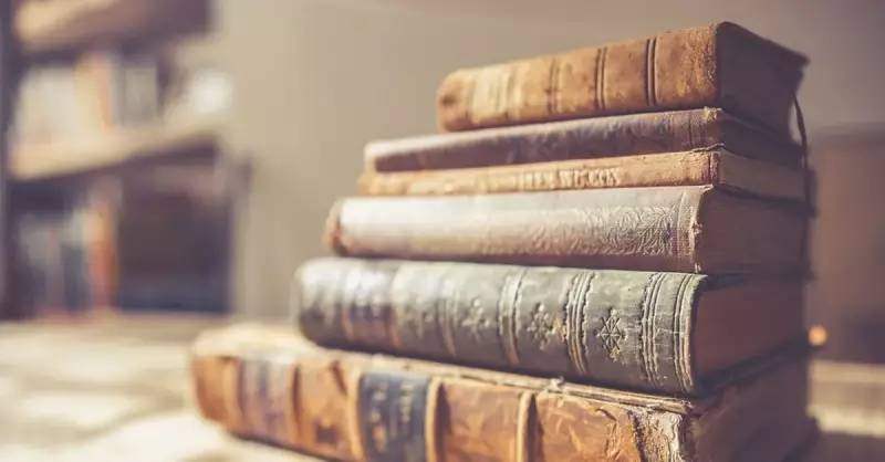 İfrat Nedir? Edebiyatta İfrat Kavramı ve Örnekleri