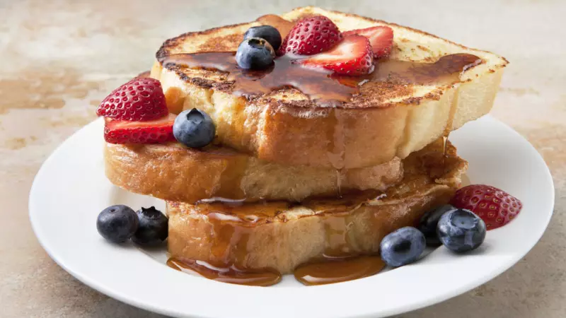 French Toast Tarifi: Kahvaltı Sofralarınızı Zenginleştirecek Pratik Lezzet