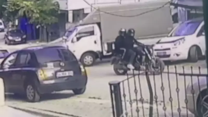 Fırında Ekmek Kavgası: Haraç Alamayınca Çırağı Vurdular!