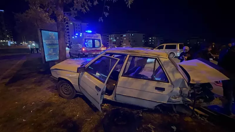 Gaziantep'te Yarışan 3 Araç Korkunç Kazaya Neden Oldu: 5 Yaralı