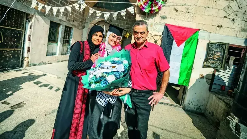 Gazze'de Savaşın Gölgesinde Eğitim Zaferi: Lise Sınav Sonuçları Açıklandı