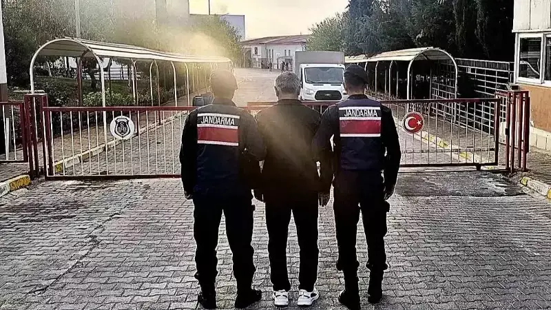 Hırsızlıktan 14 Yıl Cezalı Aranan Şahıs İstanbul'da Yakalandı