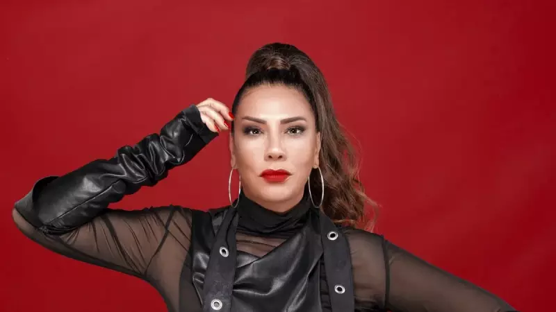 Işın Karaca Hastanede! Bilek Sakatlığı Konseri Erteledi