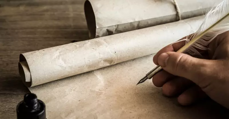 Âşık Veysel'in Hayatı: 7 Yaşında Gözlerini Kaybeden Halk Ozanı