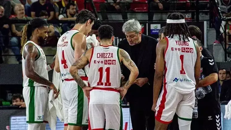 Karsiyaka Basketbol'da Adeta Çözülüyor! Potada Korkutan Tablo