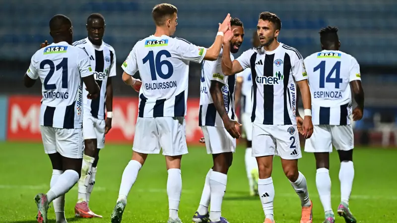 Kasımpaşa - Başakşehir Derbisi: Süper Lig'de Kritik Mücadele