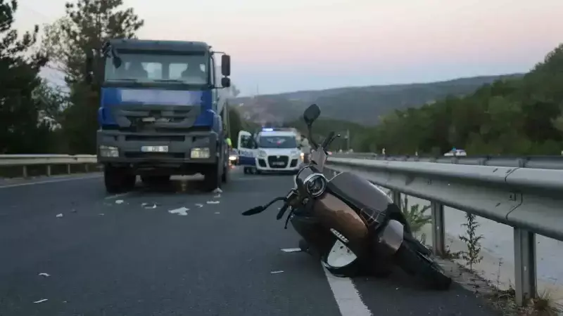 Kastamonu'da Beton Mikseri ile Motosiklet Çarpıştı: 1 Ölü, 1 Yaralı
