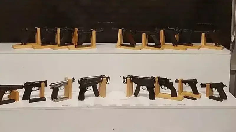 Kayseri'de Silah Kaçakçılarına Operasyon: 24 Ruhsatsız Silah Ele Geçirildi