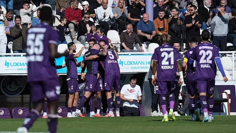 Keçiörengücü, Sarıyer'i Saha Dışına Attı! Gol Yağmuruyla 3 Puanı Cebe Attı