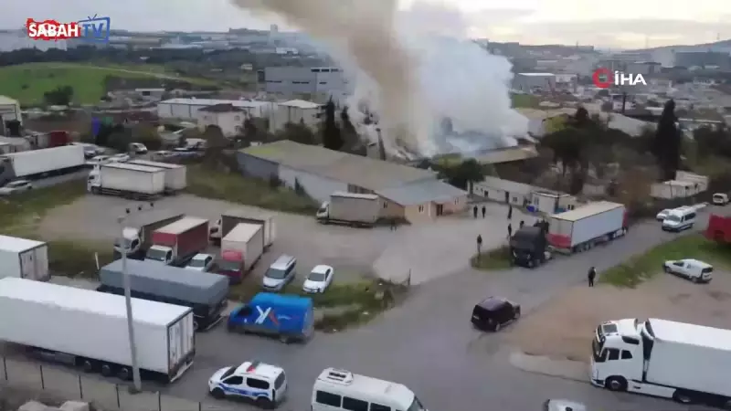 Kocaeli'de Mutfak Tezgahı Fabrikasında Yangın: Soğutma Çalışmaları Sürüyor