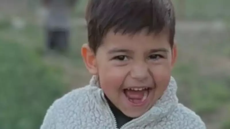 Konya'da 4 Yaşındaki Mehmet Emin Trafik Kazasında Hayatını Kaybetti