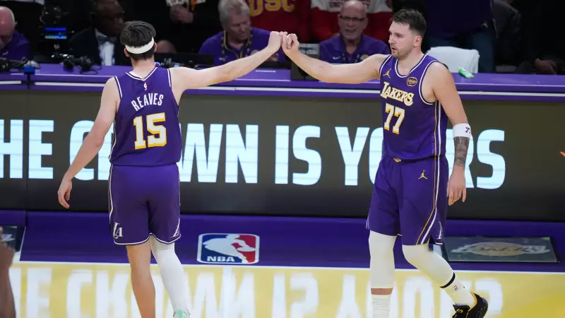 Lakers, Emirates NBA Cup'ta Clippers'ı 135-118 mağlup etti!