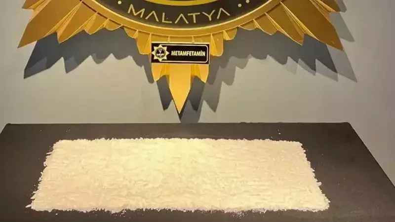 Malatya'da 1 Kilo Metamfetamin Ele Geçirildi: 1 Gözaltı