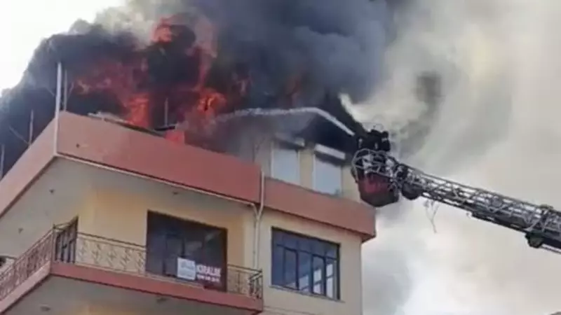 Manavgat'ta Yangın: Anne ve 3 Çocuğu Mahsur Kaldı