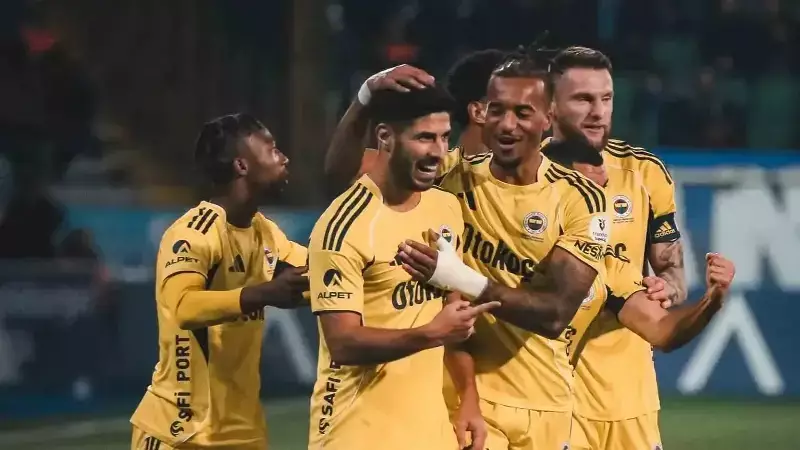 Marco Asensio'nun 2 Gol 1 Asistiyle Fenerbahçe Rizespor'u 3-2 Yendi