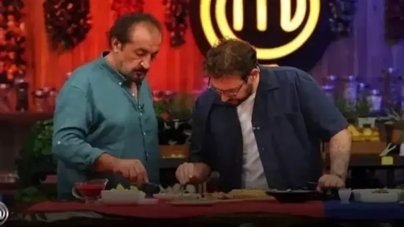 MasterChef Türkiye'de Haftanın İlk Elemesi Şok Etti! Dokunulmazlık Hangi Takımda?