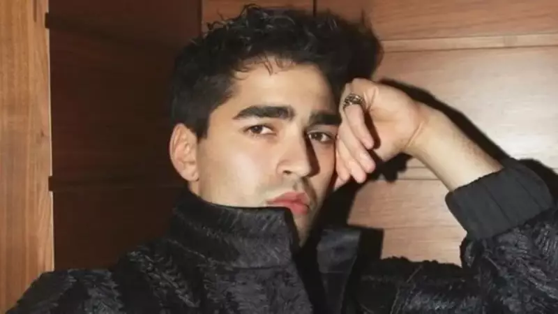 Mert Ramazan Demir Aşk Dedikodularını Reddetti: 'Yalnızım'