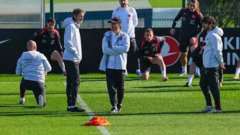 Montella'dan Şok Kadro Açıklaması: 4 İsim Bulgaristan Maçında Yok