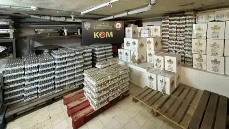 Muğla'da Büyük Operasyon: 40 Litre Etil Alkol ve 28 Bin Votka Ele Geçirildi