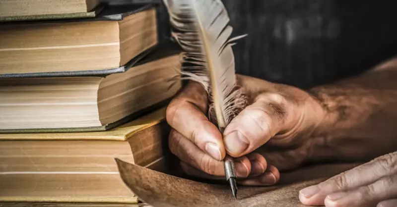 Necip Fazıl Kısakürek: Edebiyatımızın Unutulmaz İsminin Hayatı ve Eserleri