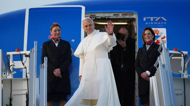 Papa 14. Leo'nun İlk Resmi Ziyareti Türkiye'de Başladı